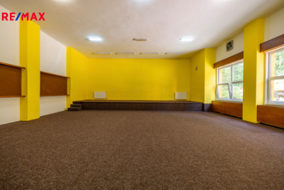 2955330.jpg 2955330.jpg