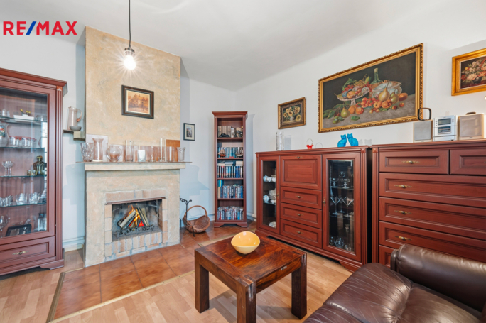 3070443.jpg 3070443.jpg