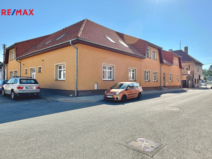 2807216.jpg 2807216.jpg