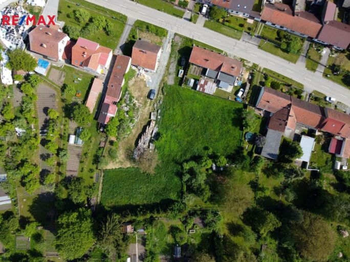 Prodej pozemku pro bydlení, 2145 m2, Voděrady - obrázek 3