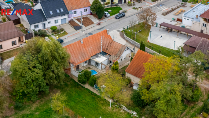 3073427.jpg 3073427.jpg