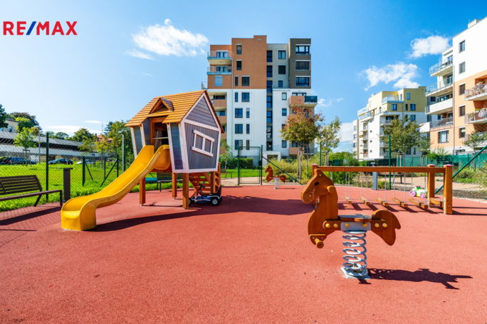 3018456.jpg 3018456.jpg