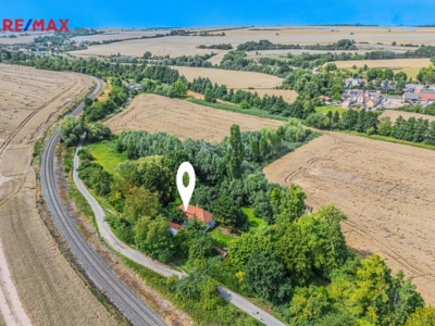 2952295.jpg 2952295.jpg