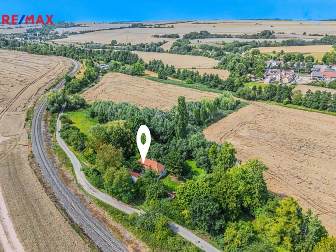 2952295.jpg 2952295.jpg