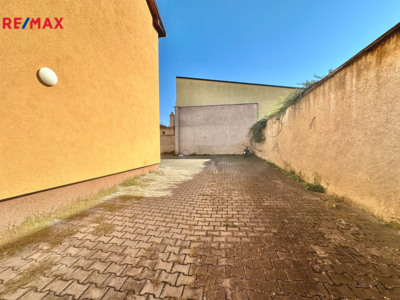 2807217.jpg 2807217.jpg