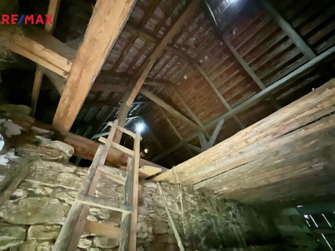 3053244.jpg 3053244.jpg