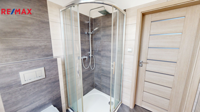 3000251.jpg 3000251.jpg