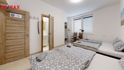 3041890.jpg 3041890.jpg