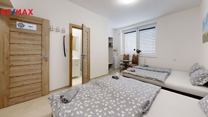 3041890.jpg 3041890.jpg