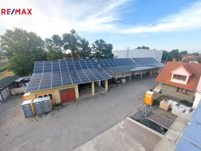 Pronájem skladovacího prostoru, 1200 m2, Měnín