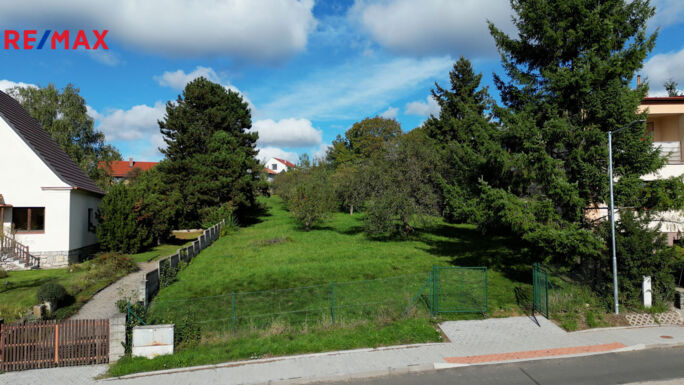 Prodej pozemku pro bydlení, 2359 m2, Babice nad Svitavou - obrázek 1