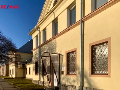 3217849.jpeg 3217849.jpeg