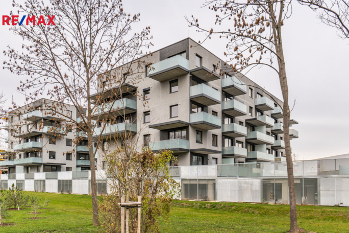 Prodej bytu 2+kk, 43 m2, Praha