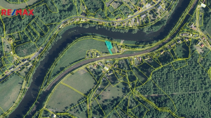 3033344.jpg 3033344.jpg