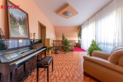 3071380.jpg 3071380.jpg