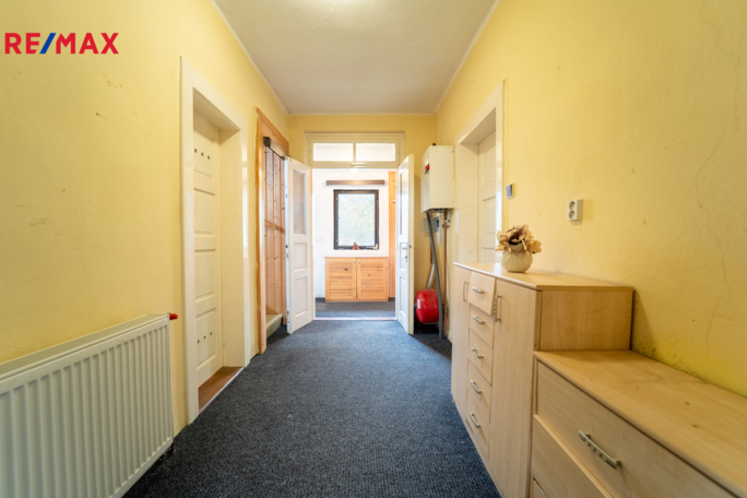 3064946.jpg 3064946.jpg