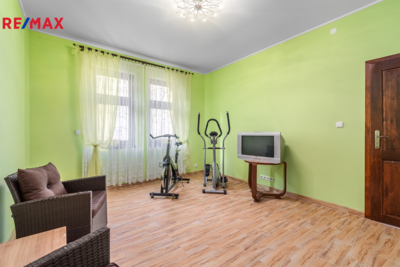 2713055.jpg 2713055.jpg