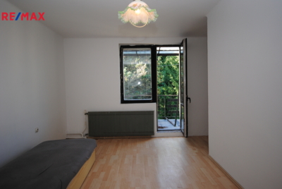 3057836.jpg 3057836.jpg