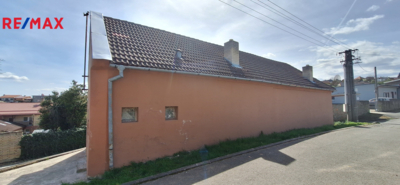 2742735.jpg 2742735.jpg