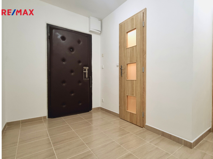 2757347.jpg 2757347.jpg