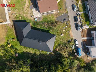 2998231.jpg 2998231.jpg