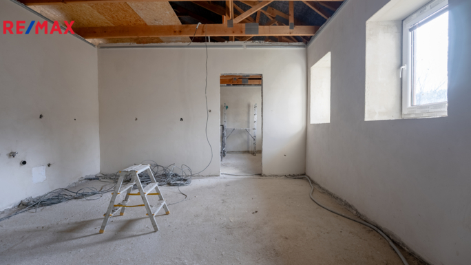 Prodej rodinného domu, 124 m2, Hluboké - obrázek 16