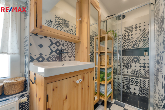 2813554.jpg 2813554.jpg