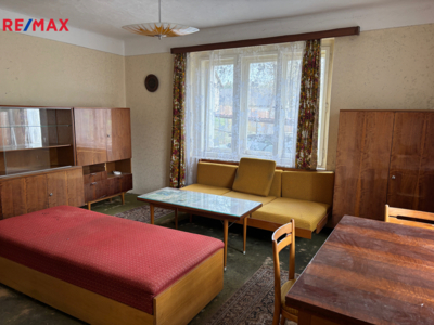 2734444.jpg 2734444.jpg