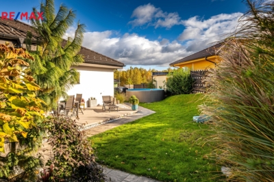 3073147.jpg 3073147.jpg