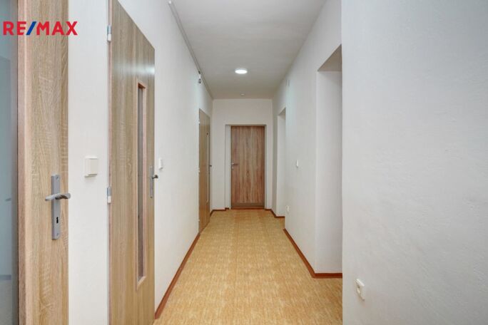 Pronájem bytu 3+1, 108 m2, Žatčany - obrázek 10
