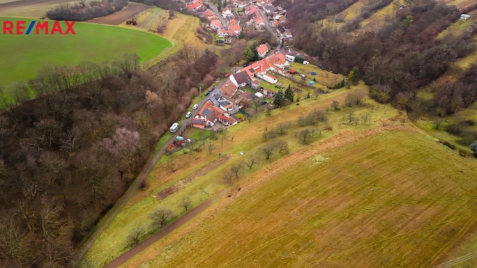 Prodej pozemku pro bydlení, 2139 m2, Nížkovice - obrázek 1