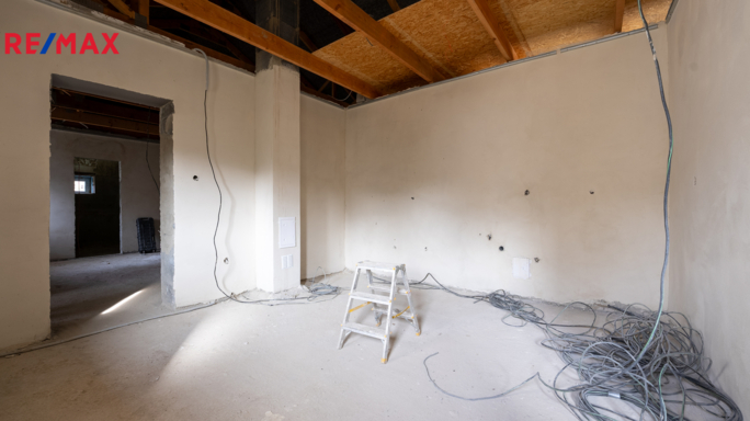 Prodej rodinného domu, 124 m2, Hluboké - obrázek 15