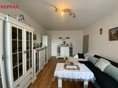 2737631.jpg 2737631.jpg