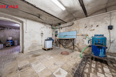 3063412.jpg 3063412.jpg