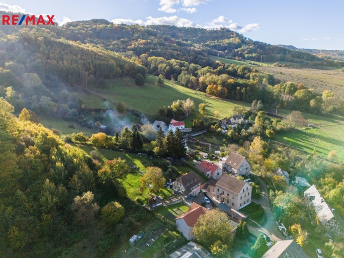 3066005.jpg 3066005.jpg