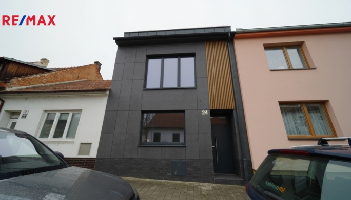 Prodej rodinného domu, 112 m2, Brno - obrázek 32