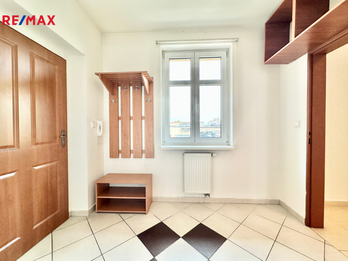 2807177.jpg 2807177.jpg