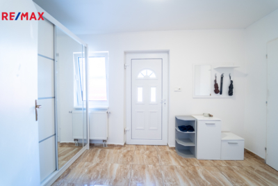 3068208.jpg 3068208.jpg