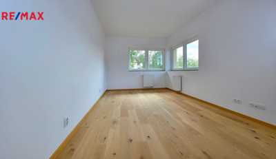 2786303.jpg 2786303.jpg