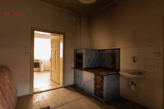 Prodej zemědělské usedlosti, 1208 m2, Rájec-Jestřebí - obrázek 11