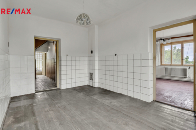 2821221.jpg 2821221.jpg