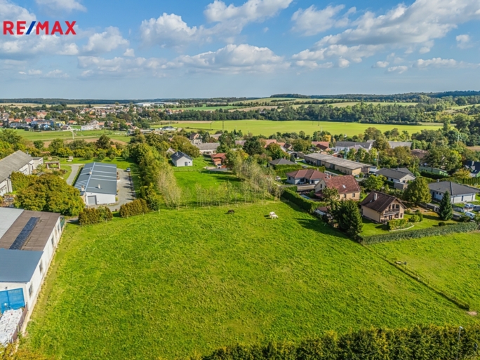 3033890.jpg 3033890.jpg