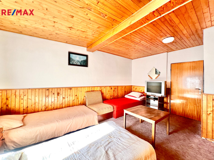 2690331.jpg 2690331.jpg