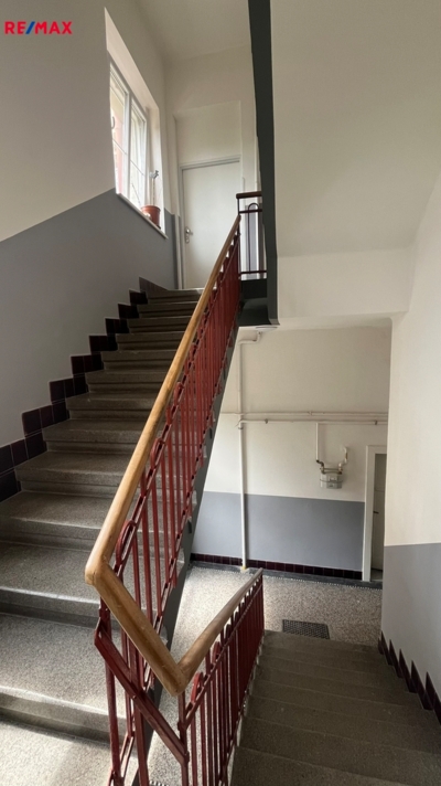 3031877.jpeg 3031877.jpeg