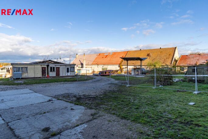 Prodej pozemku pro komerční výstavbu, 14278 m2, Drnholec - obrázek 20