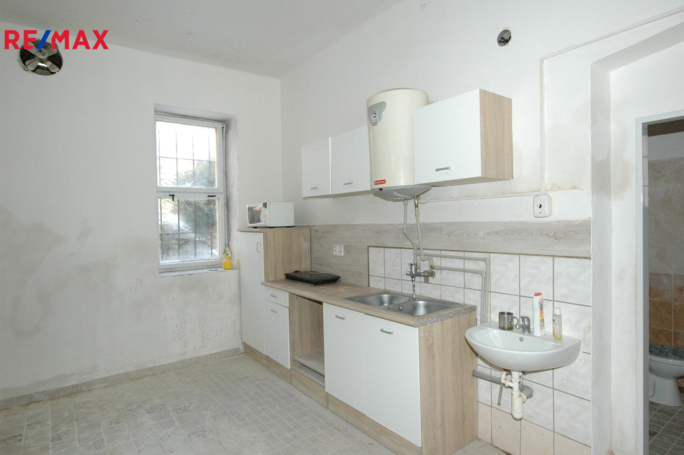 2825340.jpg 2825340.jpg