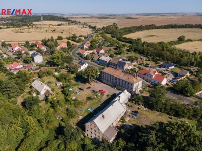 2956962.jpg 2956962.jpg