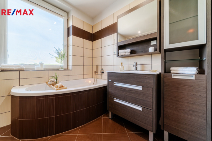 Prodej bytu 3+kk, 84 m2, Valašské Klobouky - obrázek 11