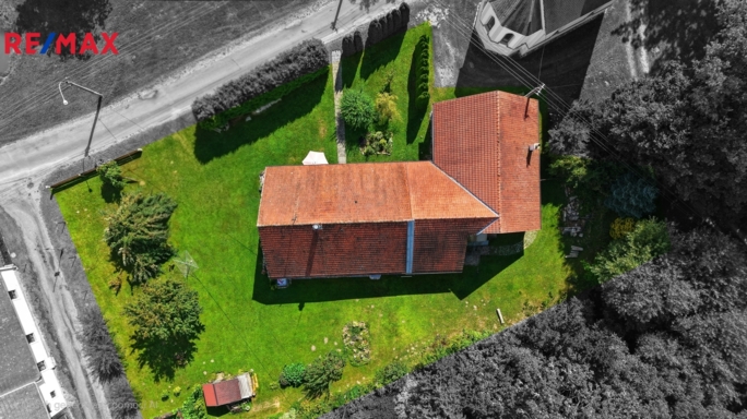 3039882.jpg 3039882.jpg