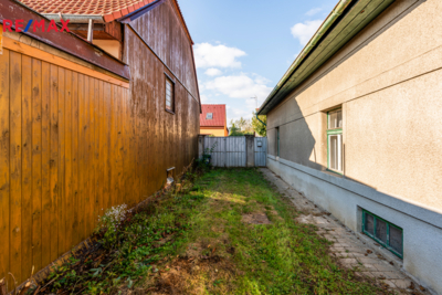 3041319.jpg 3041319.jpg